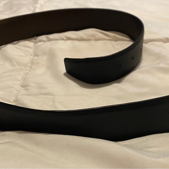 Tom Ford reversible brown/black leather men’s belt, silver T. - Picture 4 of 4